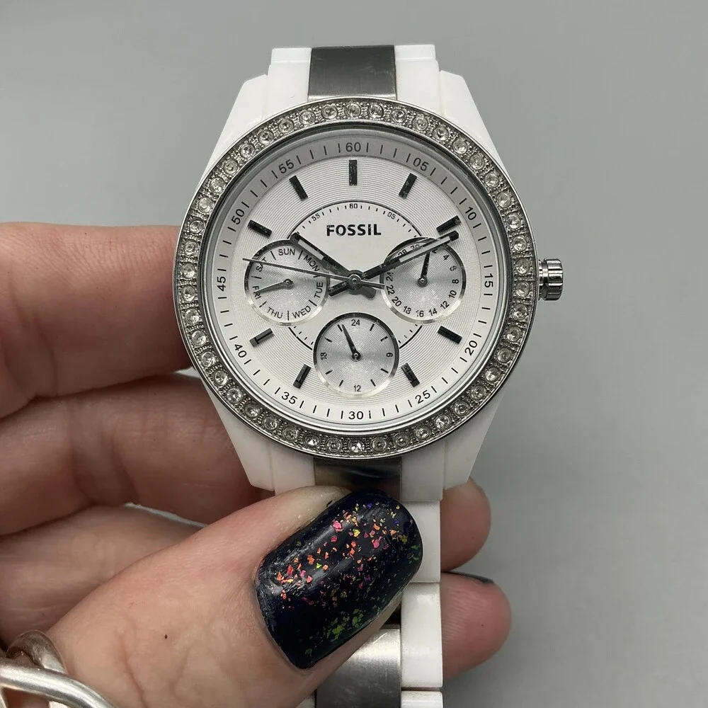 Fossil ES-2807 Womens Watch 37mm Silver Tone Crystals White New Battery 6.5
